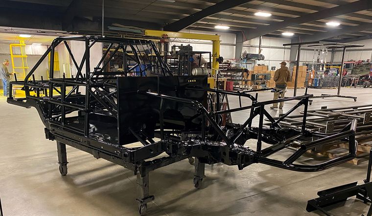 Large Chassis — Black